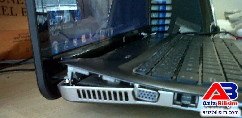Küçükçekmece Laptop MenteşeTamiri